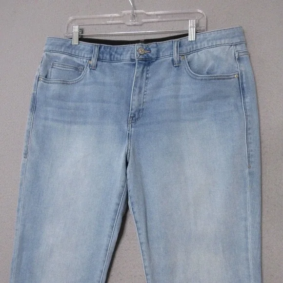 LulaRoe Jeans Skinny Ankle Light Wash - Picture 2 of 15